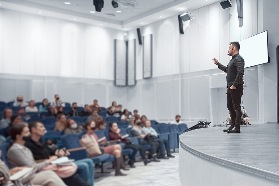 Here are tips for putting on a corporate seminar or workshop.