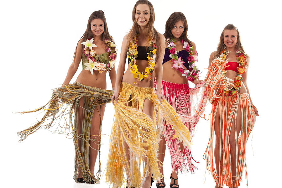 Themed Party Ideas: Why You Should Host A Tropical Luau Party