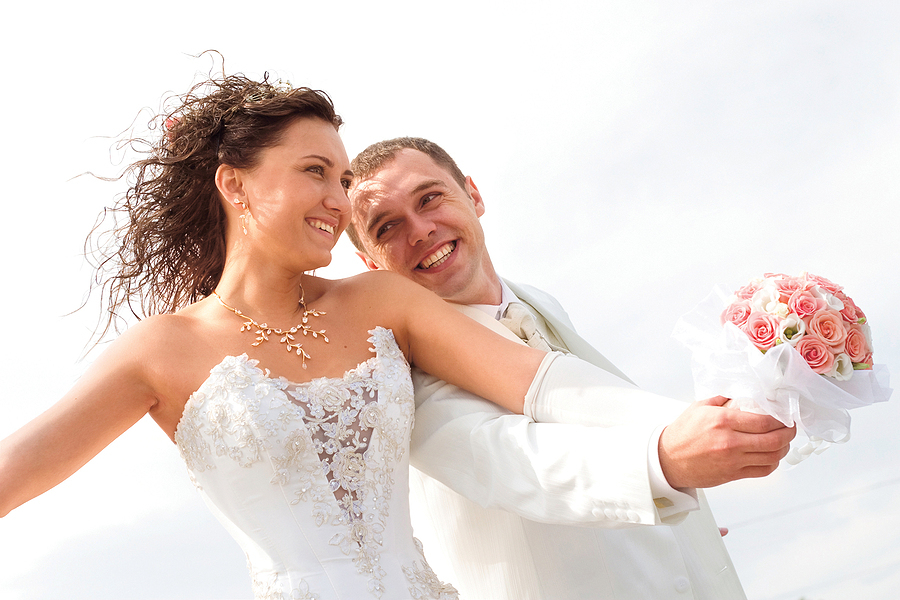 Feature tech to enhance your wedding reception's fun!